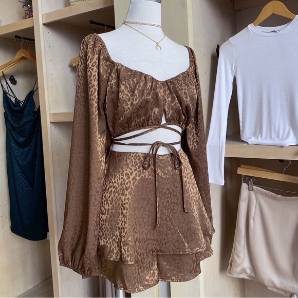 Le Lis Leopard Satin Bronze Romper - Picture 1 of 6